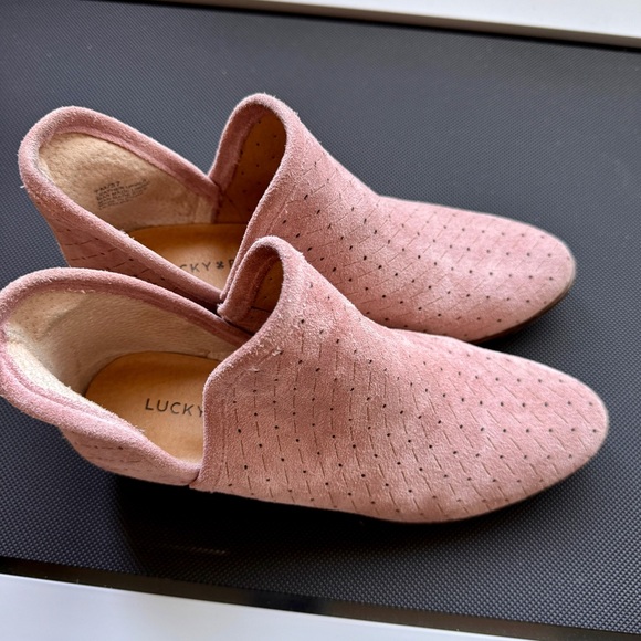 Lucky Brand Women's Dusty pink ankle boots - Picture 4 of 9